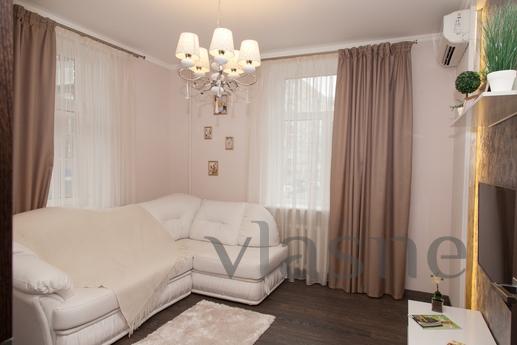 VIP apartment near the shopping center, Dnipro (Dnipropetrovsk) - mieszkanie po dobowo