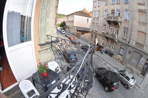 The very center of Lviv. Operny, shoppin, Lviv - mieszkanie po dobowo