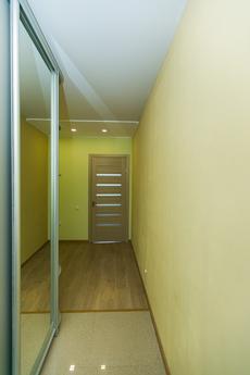 2 rooms Lux on Petropavlovskoy.TsUM, Sumy - günlük kira için daire