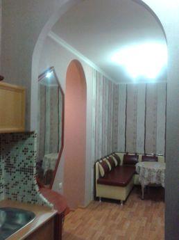 Two-room house 350 meters from the beach, Sudak - apartment by the day