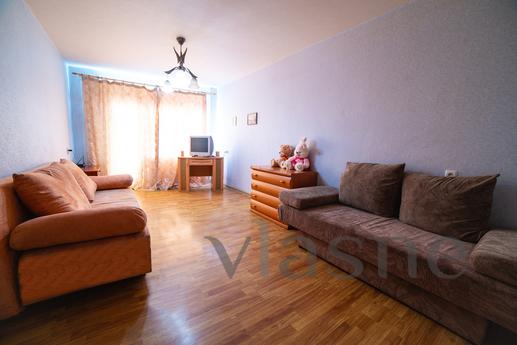 3 bedroom on Slobozhanskiy, Dnipro (Dnipropetrovsk) - mieszkanie po dobowo