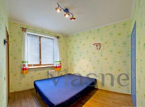 Comfortable and spacious apartment 2x, Kemerovo - günlük kira için daire