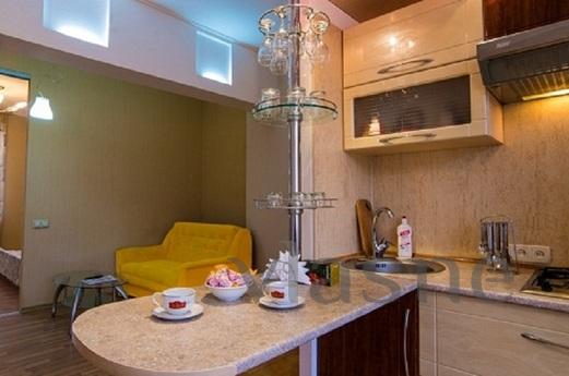 For rent one bedroom apartment with good, Kemerovo - günlük kira için daire