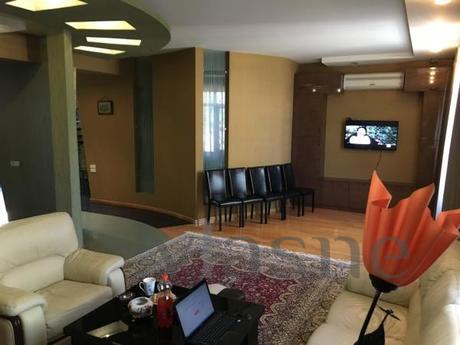 Private house for rent, Tbilisi - apartment by the day