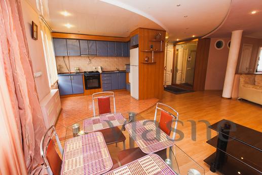 2-room apartment with a good repair, Sievierodonetsk - günlük kira için daire