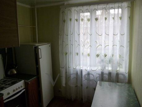 Здам свою 2-х кімнатну біля моря, Севастополь - квартира подобово