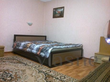 Apartment in the center with a courtyard, Simferopol - apartment by the day