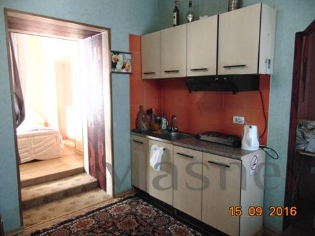 apartment in the center, Berdiansk - apartment by the day