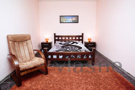 1-but. com. studio apartment on Prospekt Mira 35a from the o