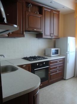Rent 2-room apartment EURO Karl Marx., Dnipro (Dnipropetrovsk) - apartment by the day