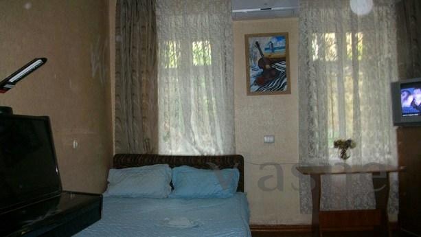 | Cozy apartment right in the center!, Odessa - apartment by the day