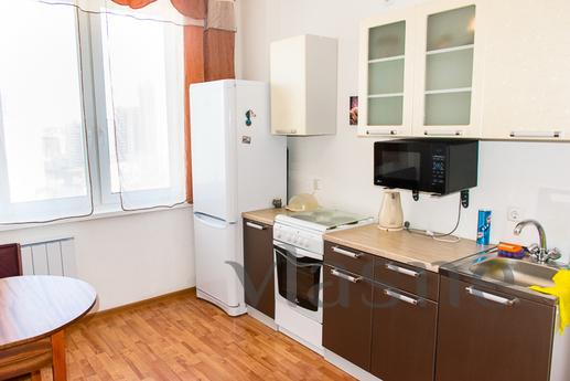 One-bedroom apartment, Yekaterinburg - günlük kira için daire