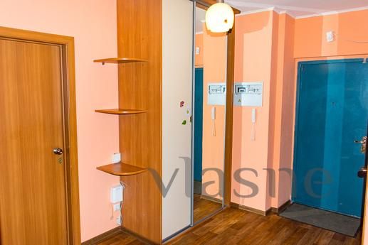 Two-bedroom apartment, Yekaterinburg - günlük kira için daire