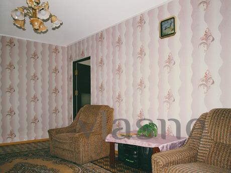 One bedroom apartment in the city center, Berdiansk - apartment by the day