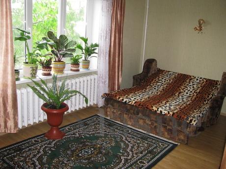 Rent 3 kom.kvartiru in the village. Lyubimovka g Sevastopol 