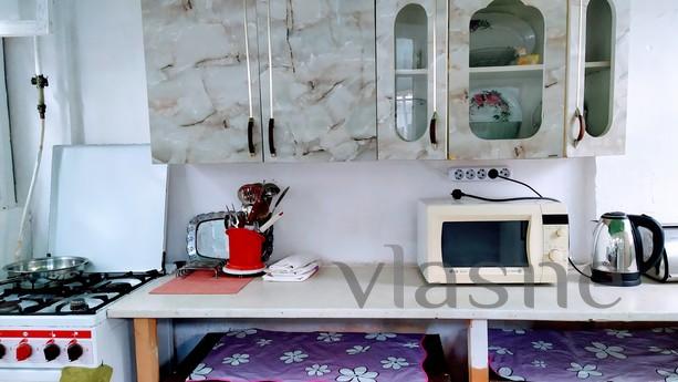 Rent from June 1 rooms in the private se, Odessa - günlük kira için daire