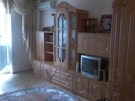 Rent an apartment in the center of the p, Yevpatoriya - apartment by the day