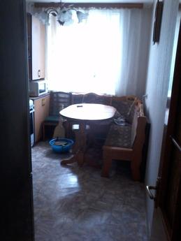 Rent an apartment in the center of the p, Yevpatoriya - apartment by the day