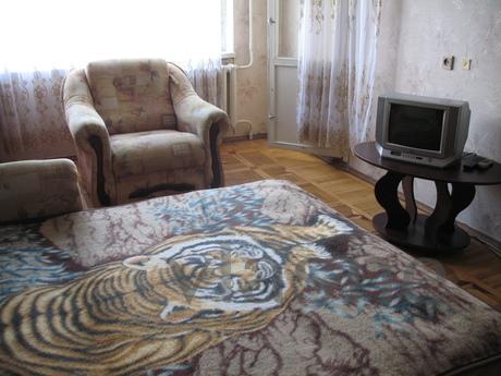Rent 3-to apartment, Simferopol - mieszkanie po dobowo