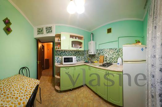 Rent one-room apartment in the center., Simferopol - günlük kira için daire