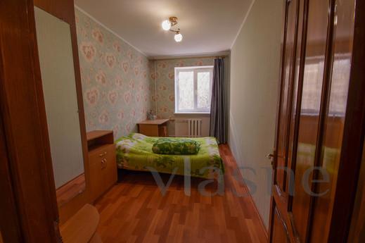 Rent one 3-bedroom apartment, Simferopol - günlük kira için daire