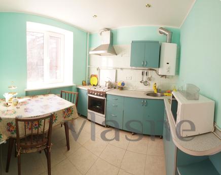 Rent one 3-bedroom apartment, Simferopol - mieszkanie po dobowo