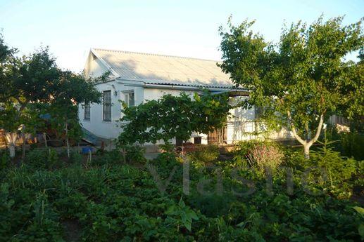 House for rent with all amenities, Berdiansk - günlük kira için daire