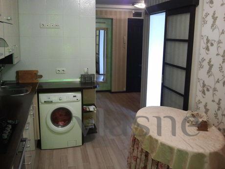 2-bedroom apartment with renovated, Sevastopol - günlük kira için daire