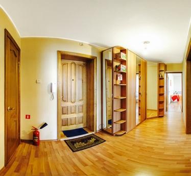 One bedroom apartment, Khabarovsk - apartment by the day