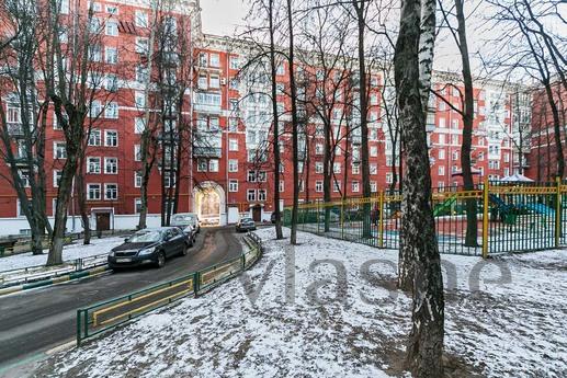 Spacious apartment m.Universitet, Moscow - apartment by the day