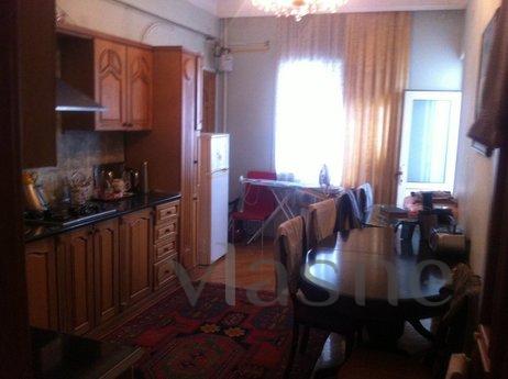 5 room apartment in downtown baku, Baku - apartment by the day