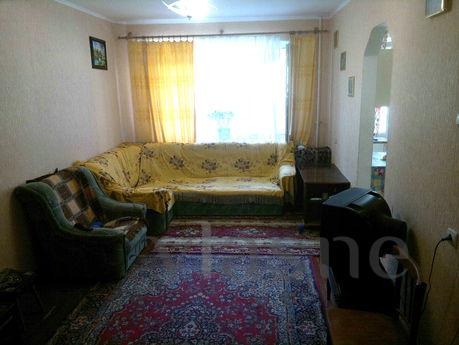 Rent 2-bedroom. serviced apartments, Kerch - apartment by the day