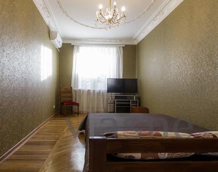 merkezinde yeni özel ev, Odessa - günlük kira için daire
