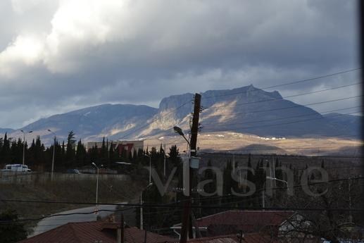 Detached house in the center of, Alushta - apartment by the day