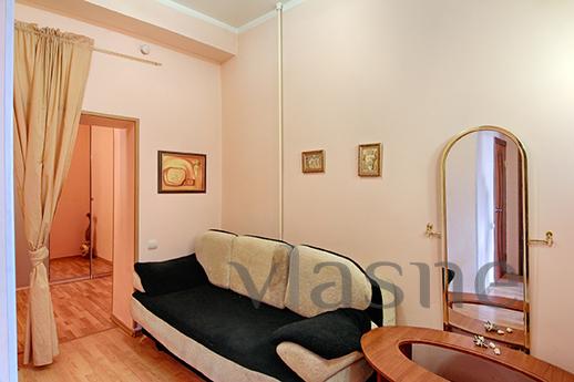 One bedroom apartment on the Belarusian, Moscow - günlük kira için daire