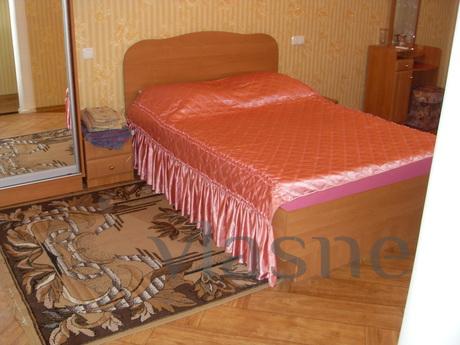 Comfortable apartment in the city center, Mykolaiv - apartment by the day