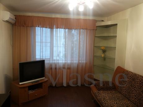 2 bedroom, eye microsurgery, Volgograd - günlük kira için daire