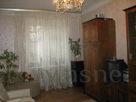 2 e m. Darnitsya (80 m.), IEC, Kyiv - mieszkanie po dobowo