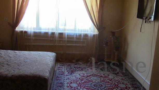 Berehove kasabasında özel bir evde rahat ve mobilyalı odalar