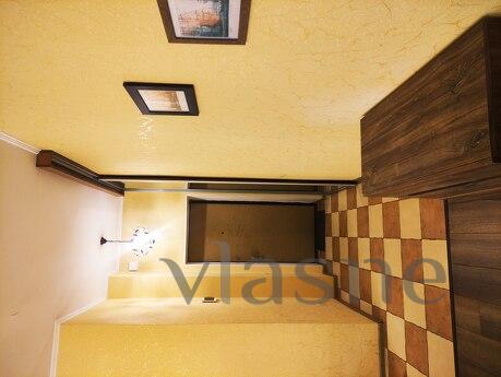 Güneşli kale, stüdyo, 2+1, Kyiv - günlük kira için daire