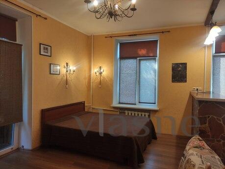 Güneşli kale, stüdyo, 2+1, Kyiv - günlük kira için daire
