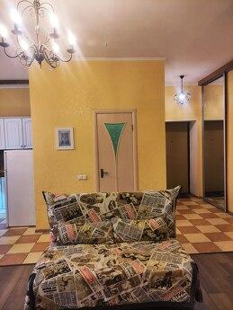 Güneşli kale, stüdyo, 2+1, Kyiv - günlük kira için daire