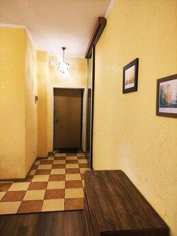 Güneşli kale, stüdyo, 2+1, Kyiv - günlük kira için daire