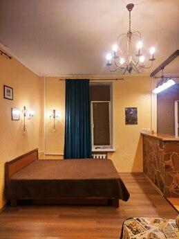 Güneşli kale, stüdyo, 2+1, Kyiv - günlük kira için daire