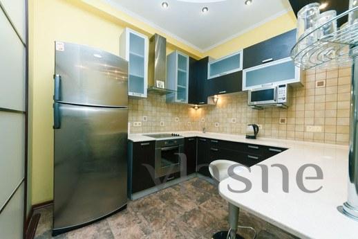 City center .3 rooms, Kyiv - apartment by the day