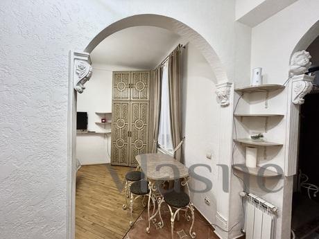 Romantic courtyard apartments, Lviv - apartment by the day
