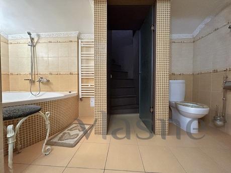 Romantic courtyard apartments, Lviv - apartment by the day