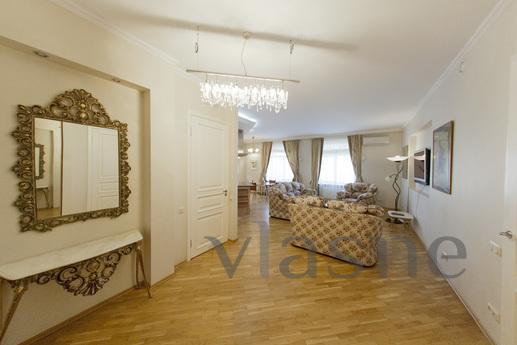 Luxury Apartments, Saint Petersburg - günlük kira için daire