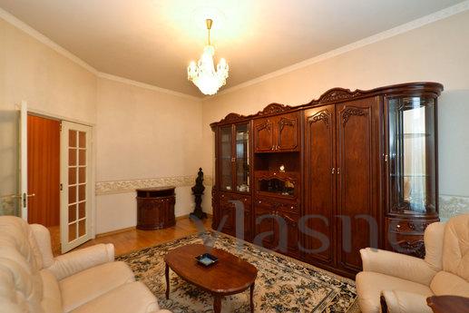 The apartment is in a contemporary style, Saint Petersburg - günlük kira için daire