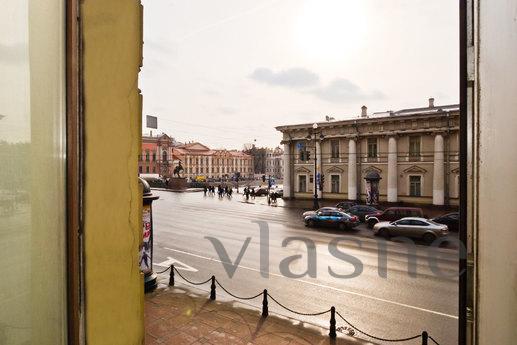 The apartment is on the main street of t, Saint Petersburg - günlük kira için daire